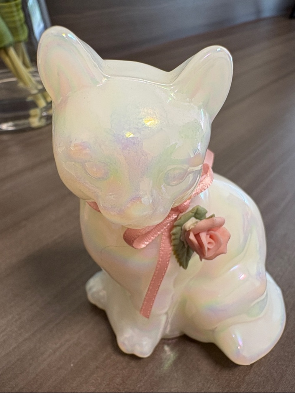 Fenton Opalescent Cat Figurine with Pink Ribbon and Rose - Picture 5 of 6